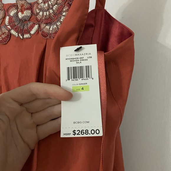 Mini dress - Picture 3 of 5